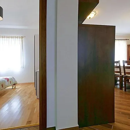 Quaint In Katun With Swimming Pool Vila Baderna