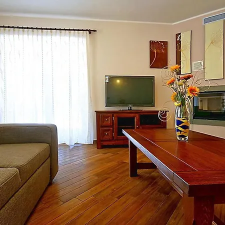 Vila Quaint In Katun With Swimming Pool *
