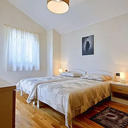 Quaint In Katun With Swimming Pool *