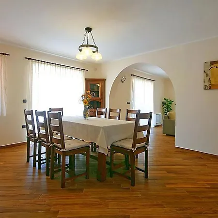 Quaint In Katun With Swimming Pool Vila